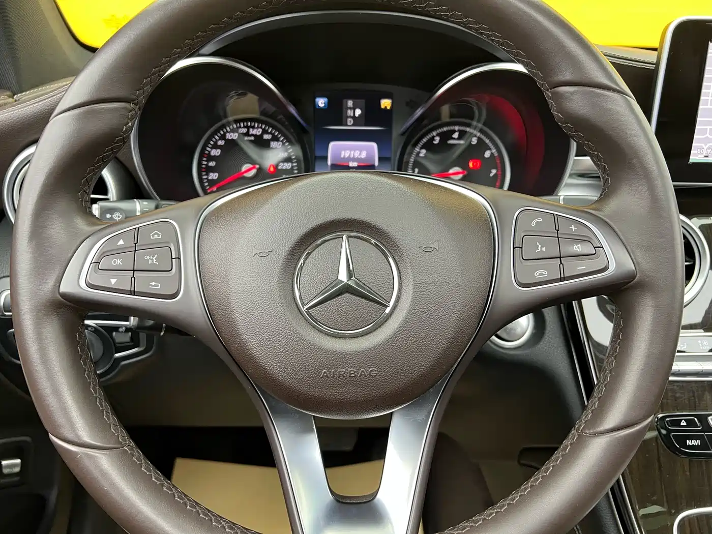 Mercedes-Benz GLC 2019 GLC 260 4MATIC Luxury фото 11