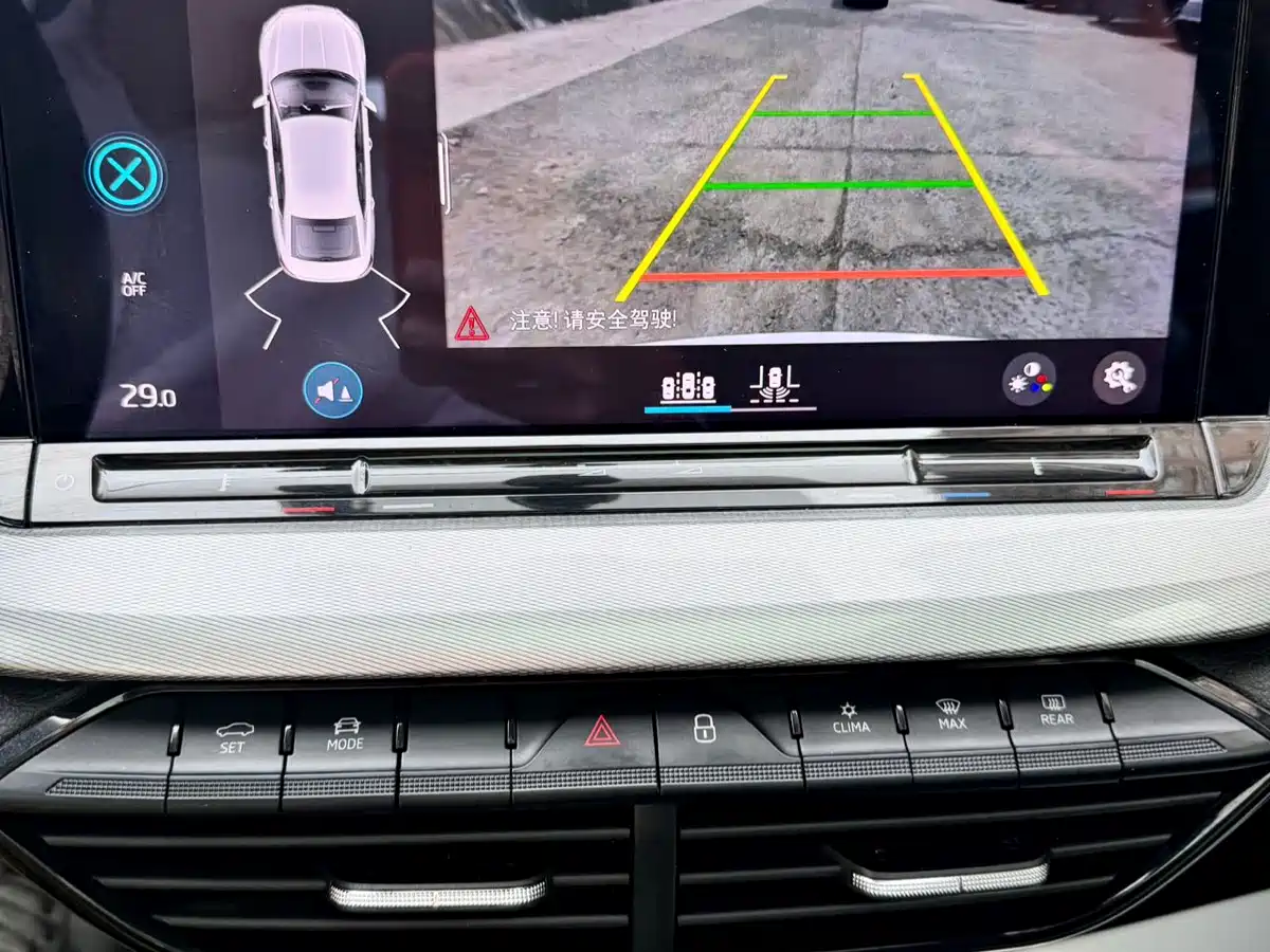 Škoda Octavia 2022 PRO TSI280 Premium Edition фото 18