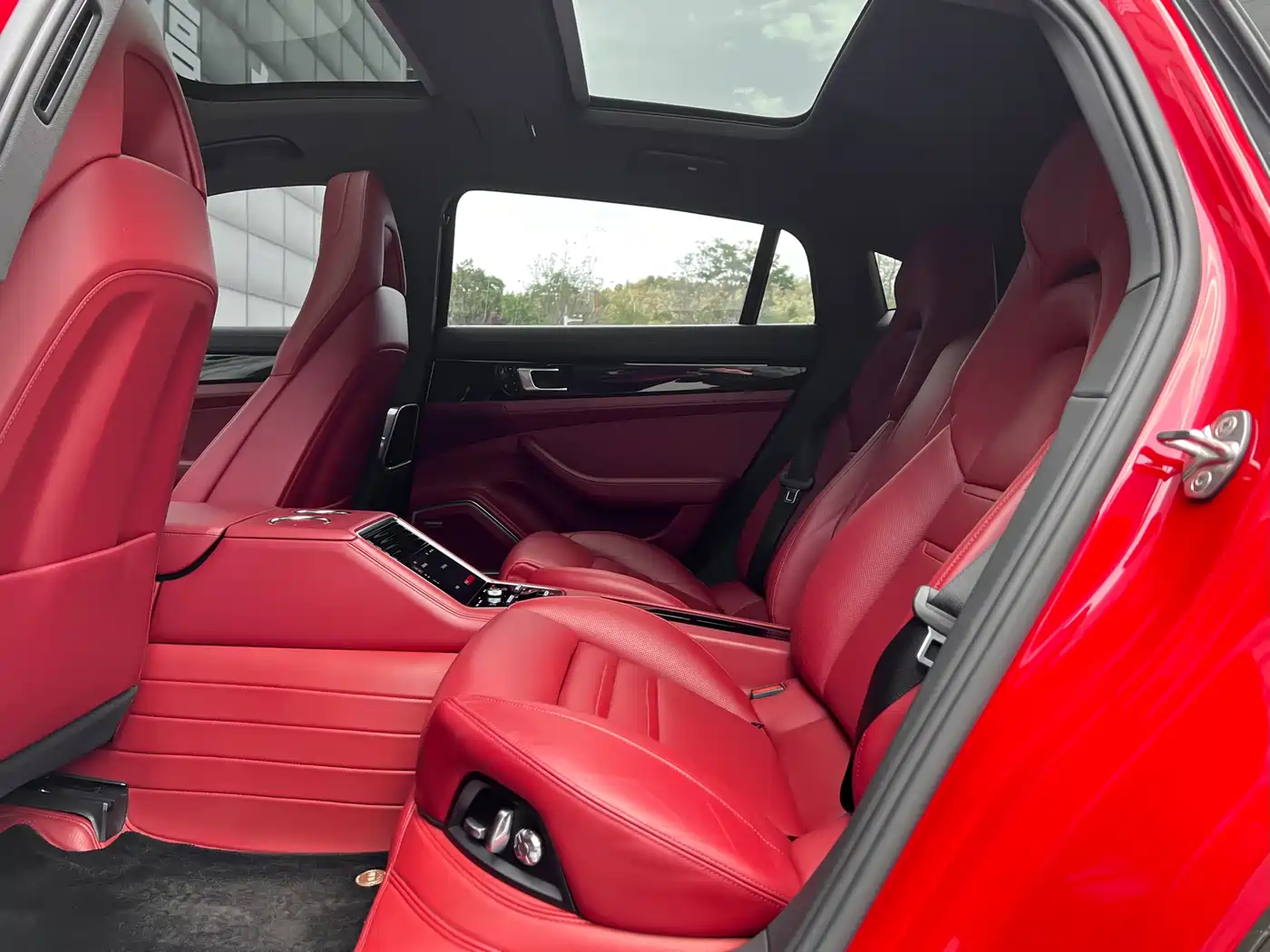 Porsche Panamera 2021 Panamera 4 Executive Long Wheelbase 2.9T фото 27