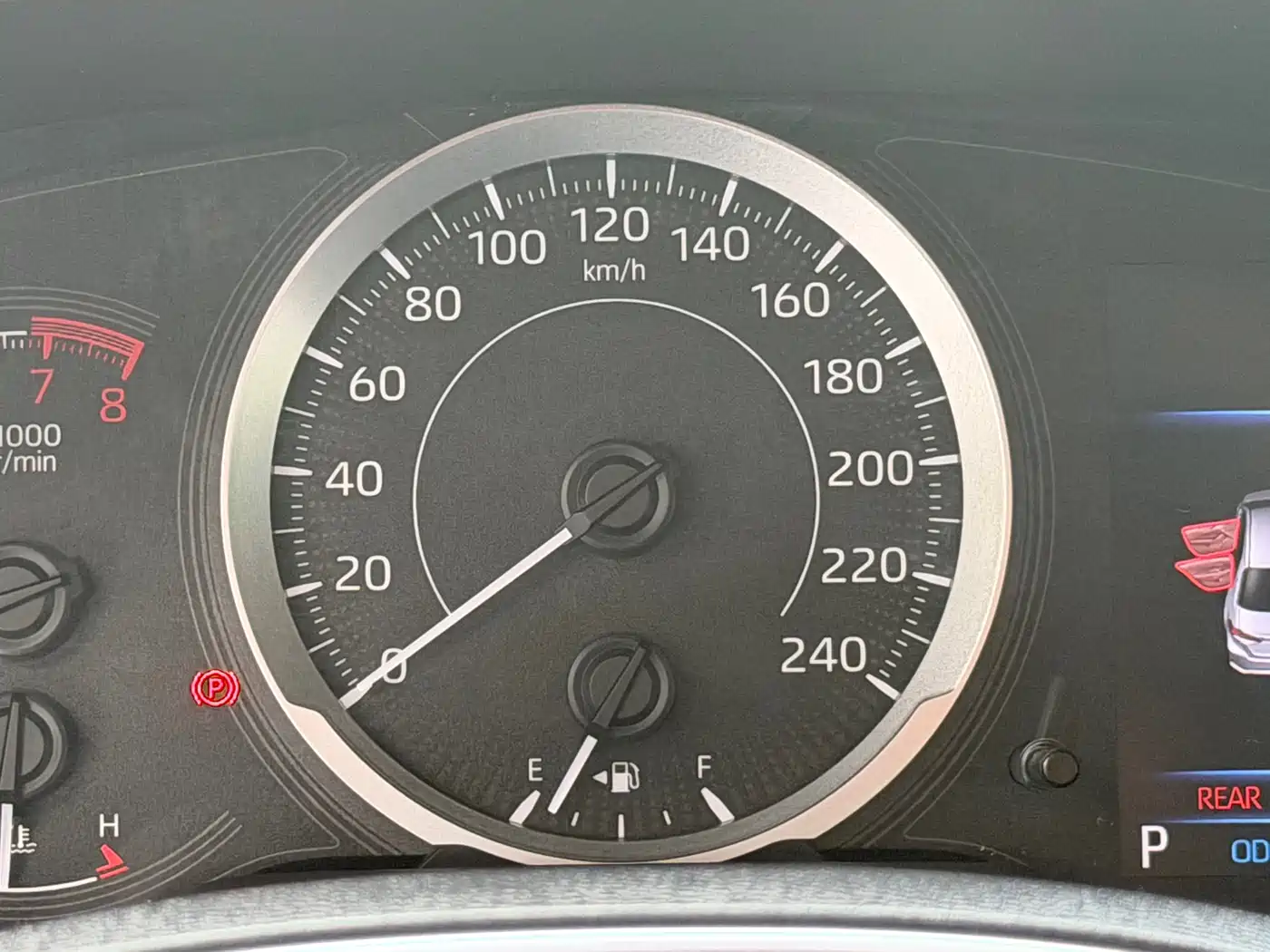 Toyota Corolla 2021 TNGA 1.5L CVT Pioneer Edition фото 15