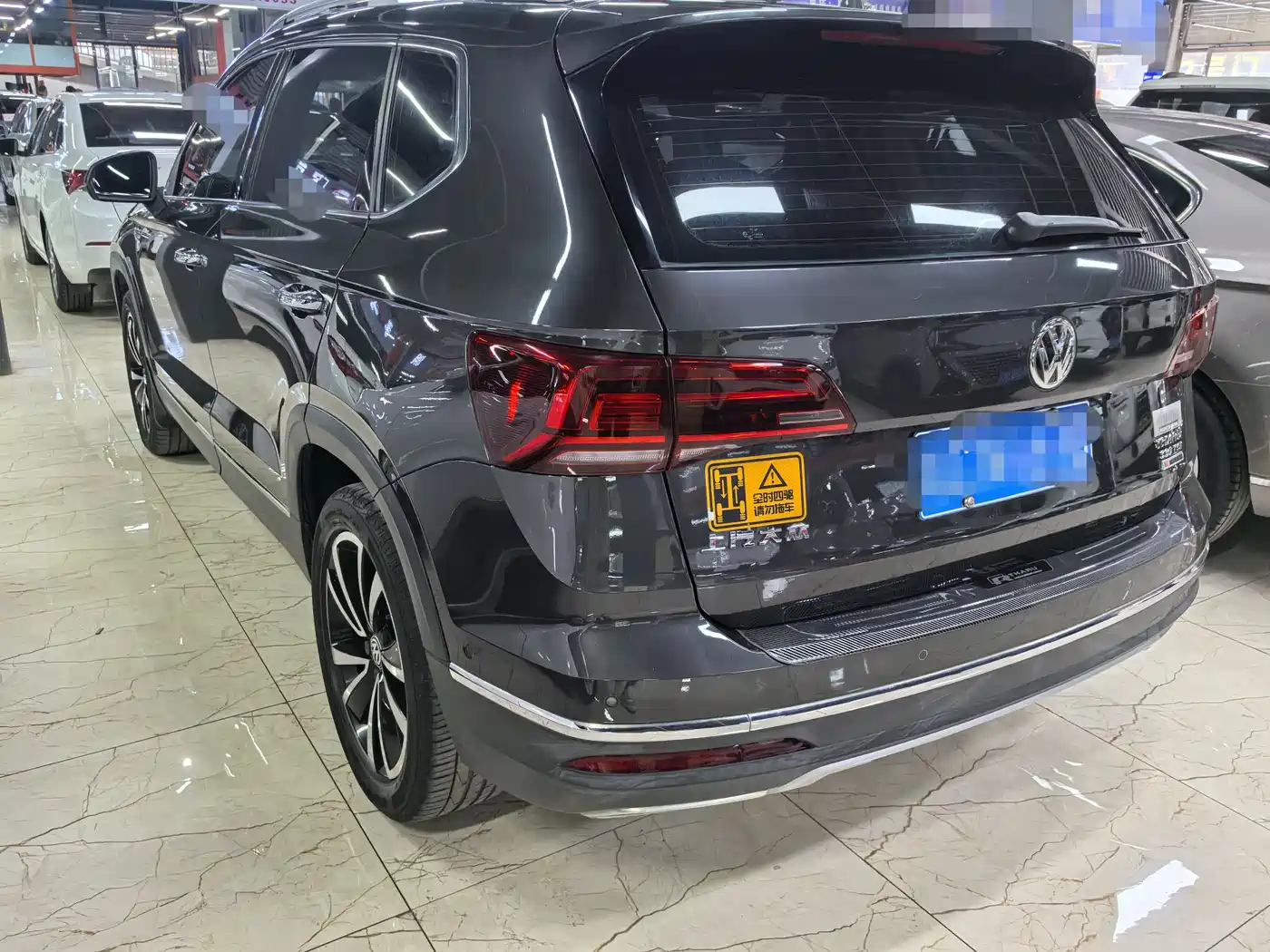 Volkswagen Tharu 2019 Model 330TSI 4WD Flagship Edition China VI фото 3