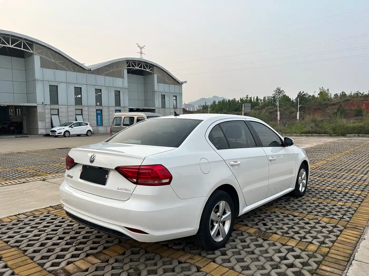 Volkswagen Lavida 2022 1.5L Auto Trend Edition фото 6