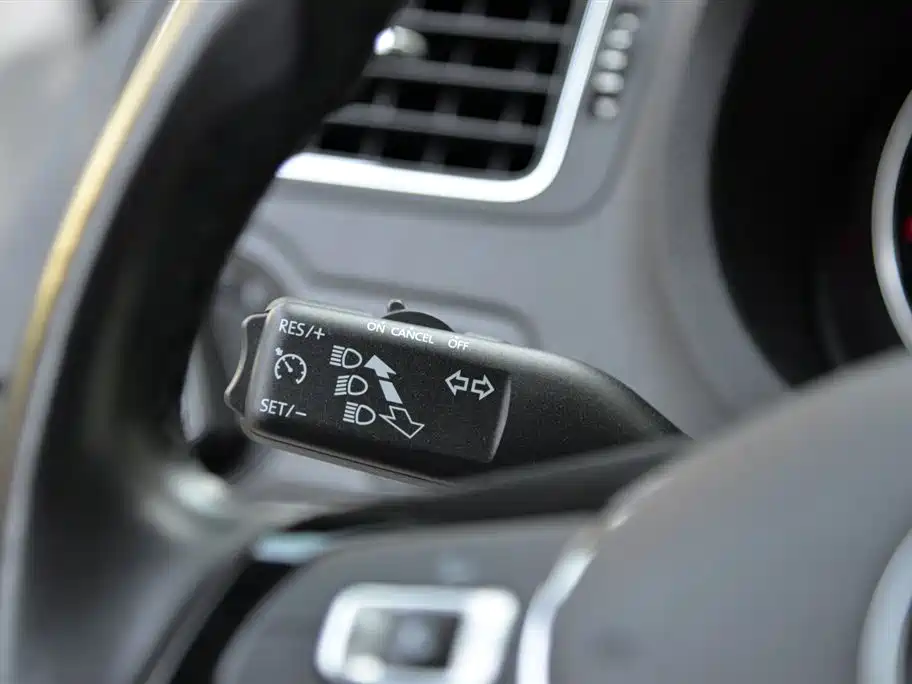 Volkswagen Polo 2018 1.5L Auto Comfort фото 11