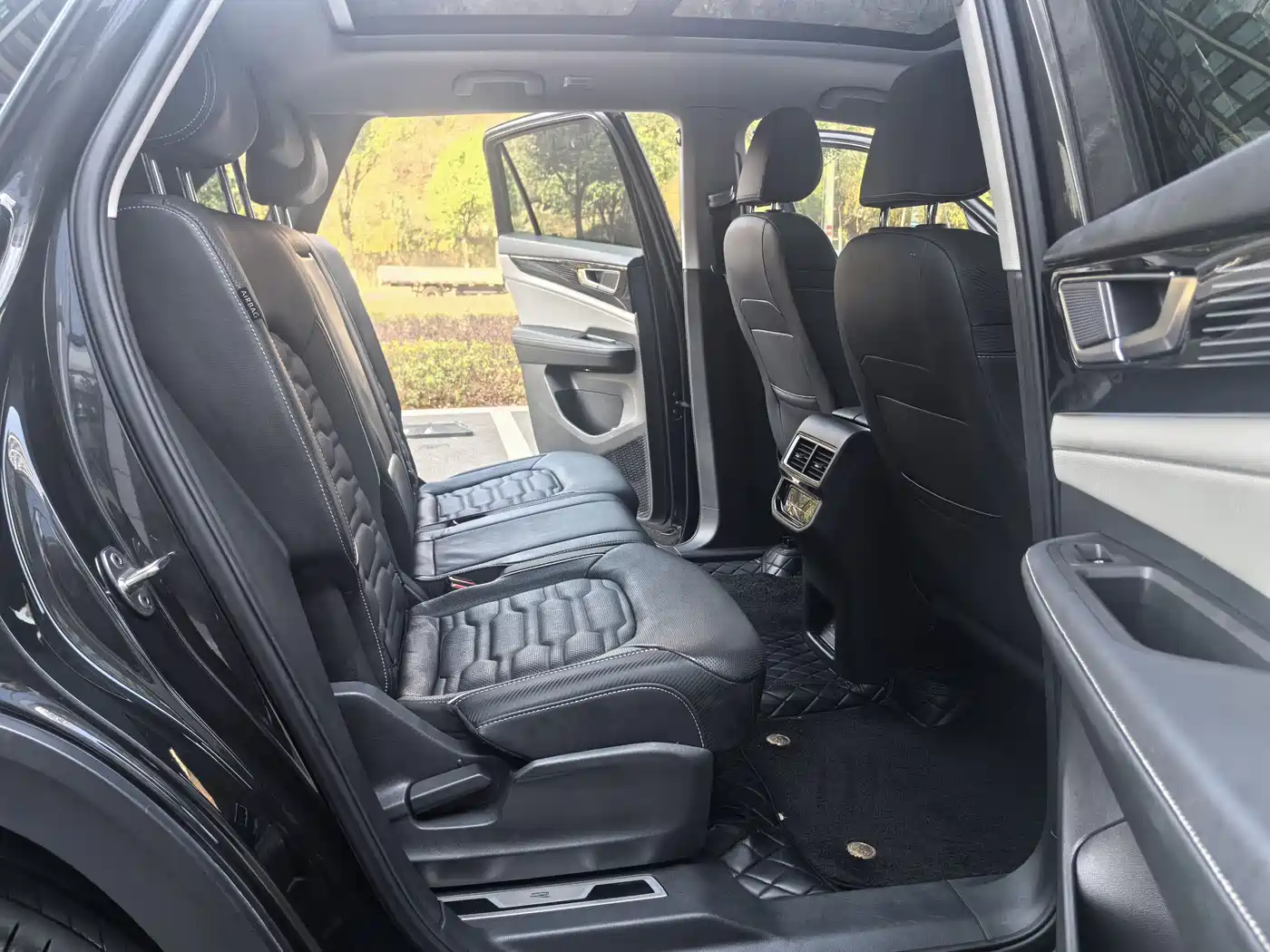 Volkswagen Teramont 2021 Teramont X 380TSI 4WD Premium Luxury Edition фото 14