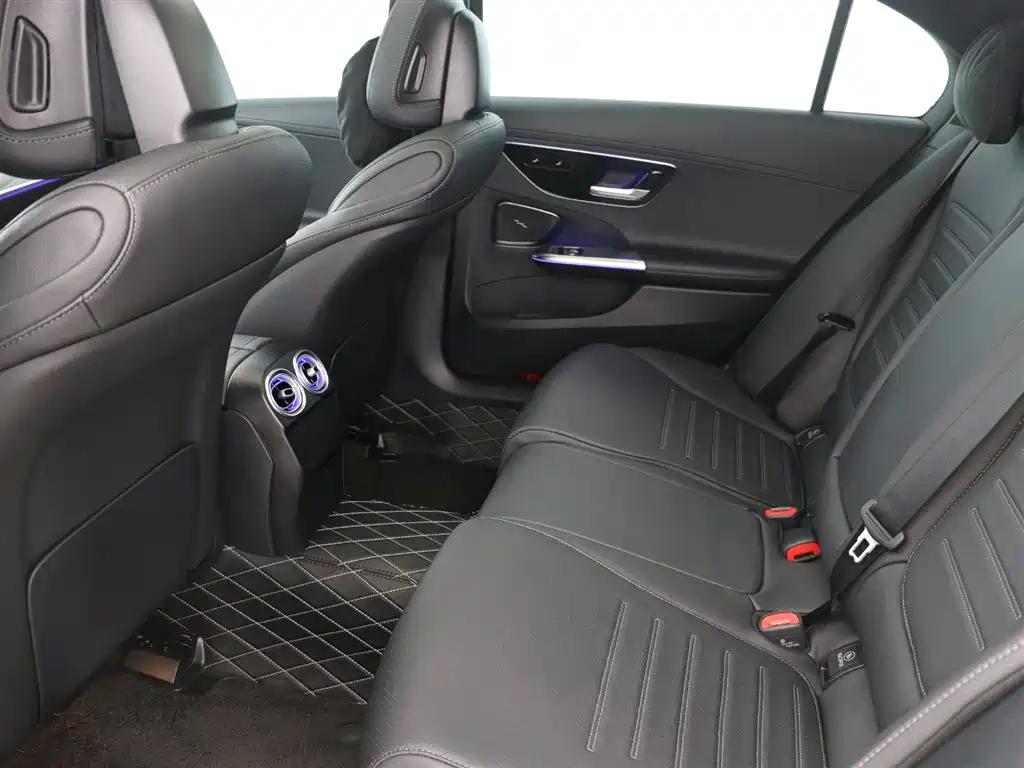 Mercedes-Benz C-Class 2024 Facelift C 260 L Sport фото 13
