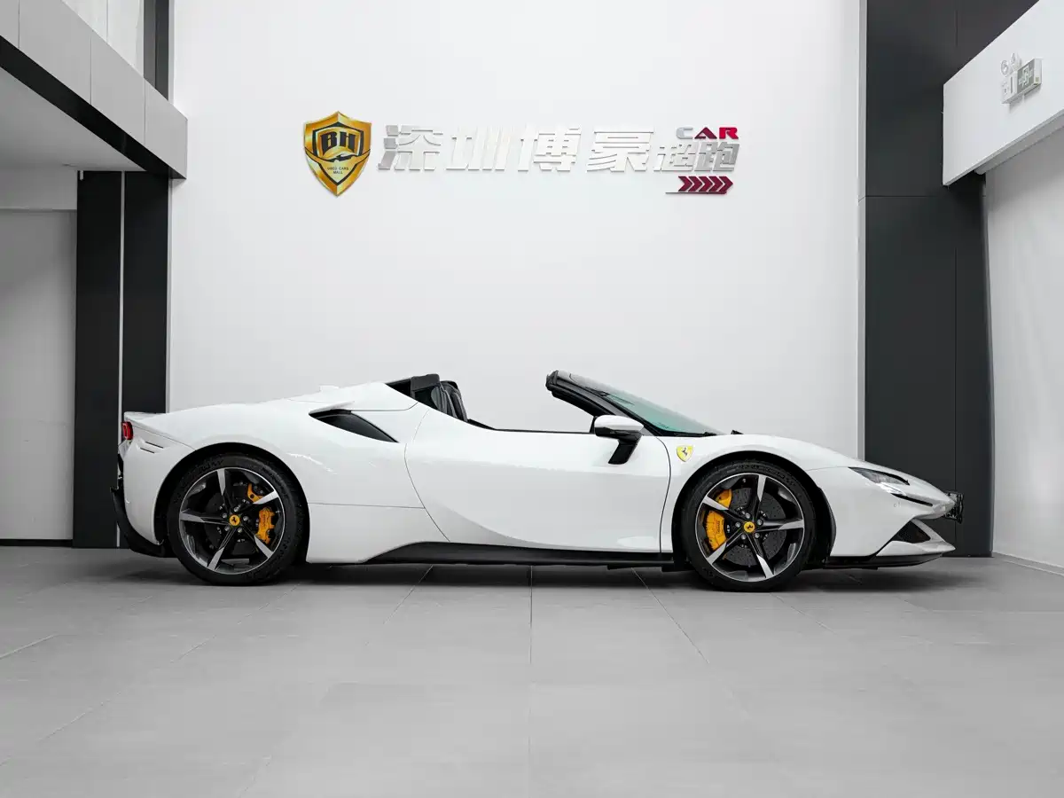 Ferrari SF90 2025 2021 3.9T V8 Spider
