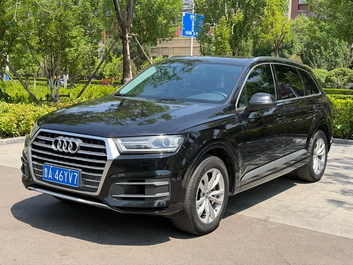 AUDI Q7