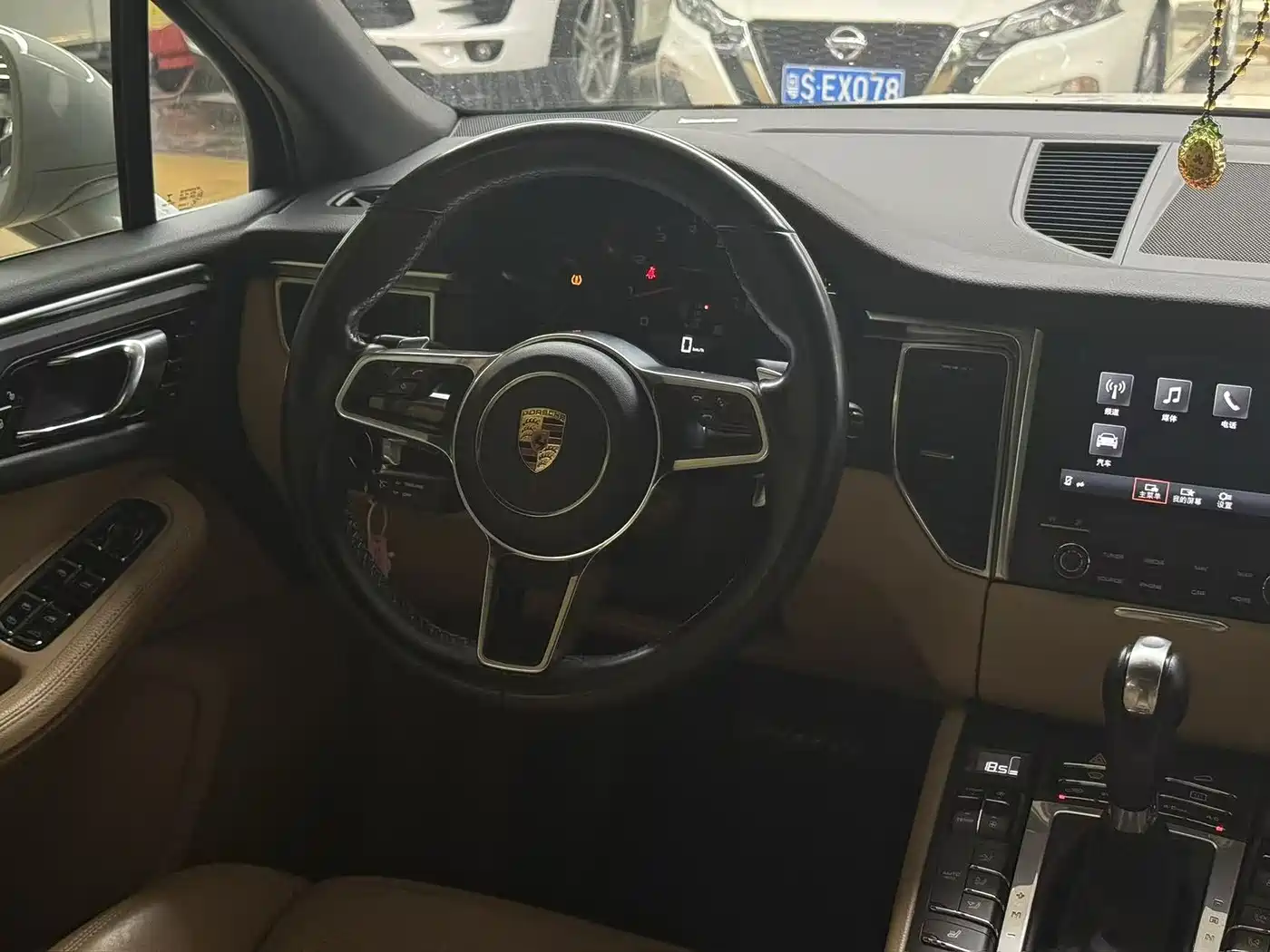 Porsche Macan 2017 Macan 2.0T фото 10