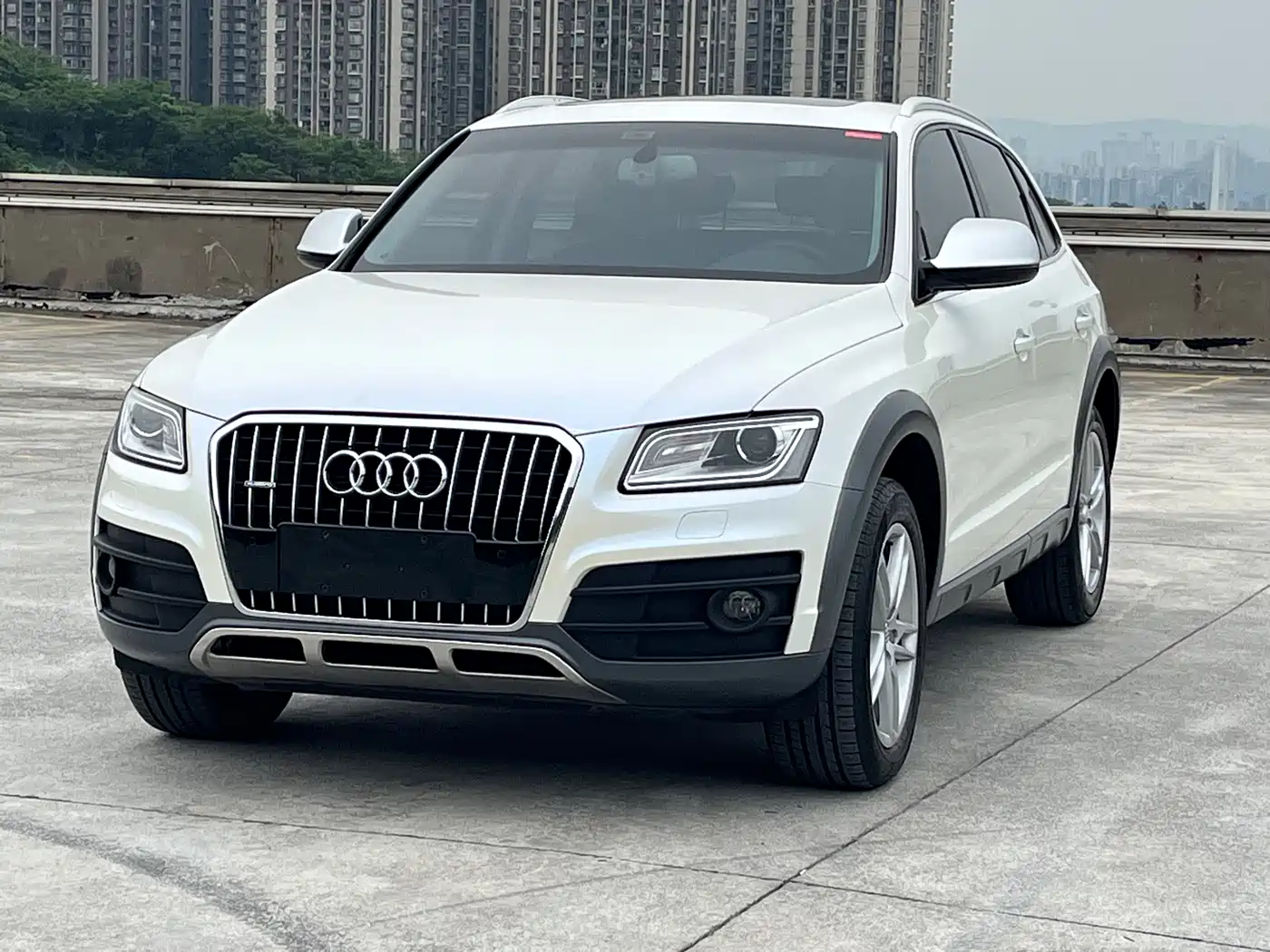 Audi Q5 2017 Plus 40 TFSI Technology