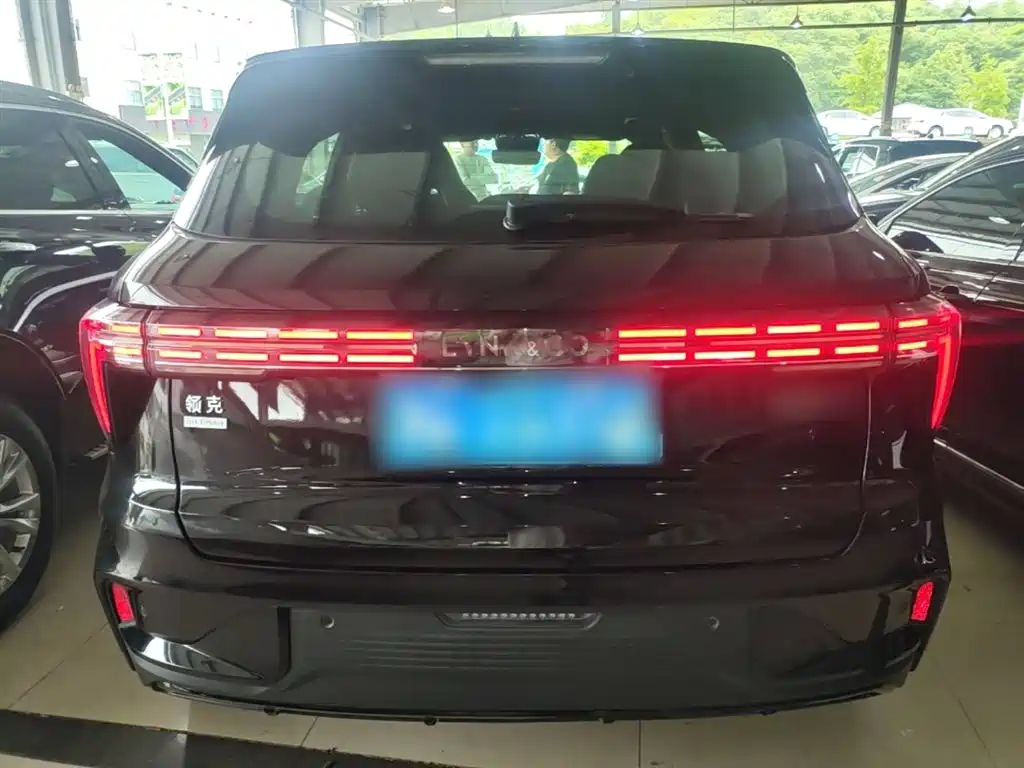 Lynk & Co 01 EM-P 2023 1.5TD EM-P PM фото 6