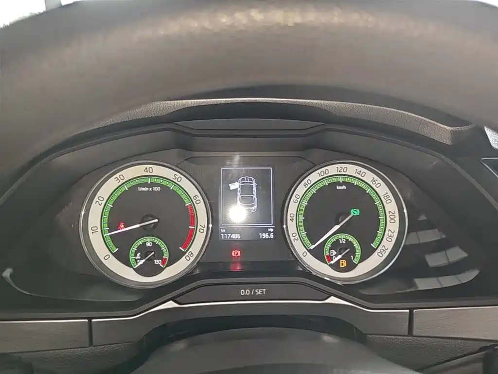 Škoda Superb 2019 TSI280 DSG Comfort Edition фото 12