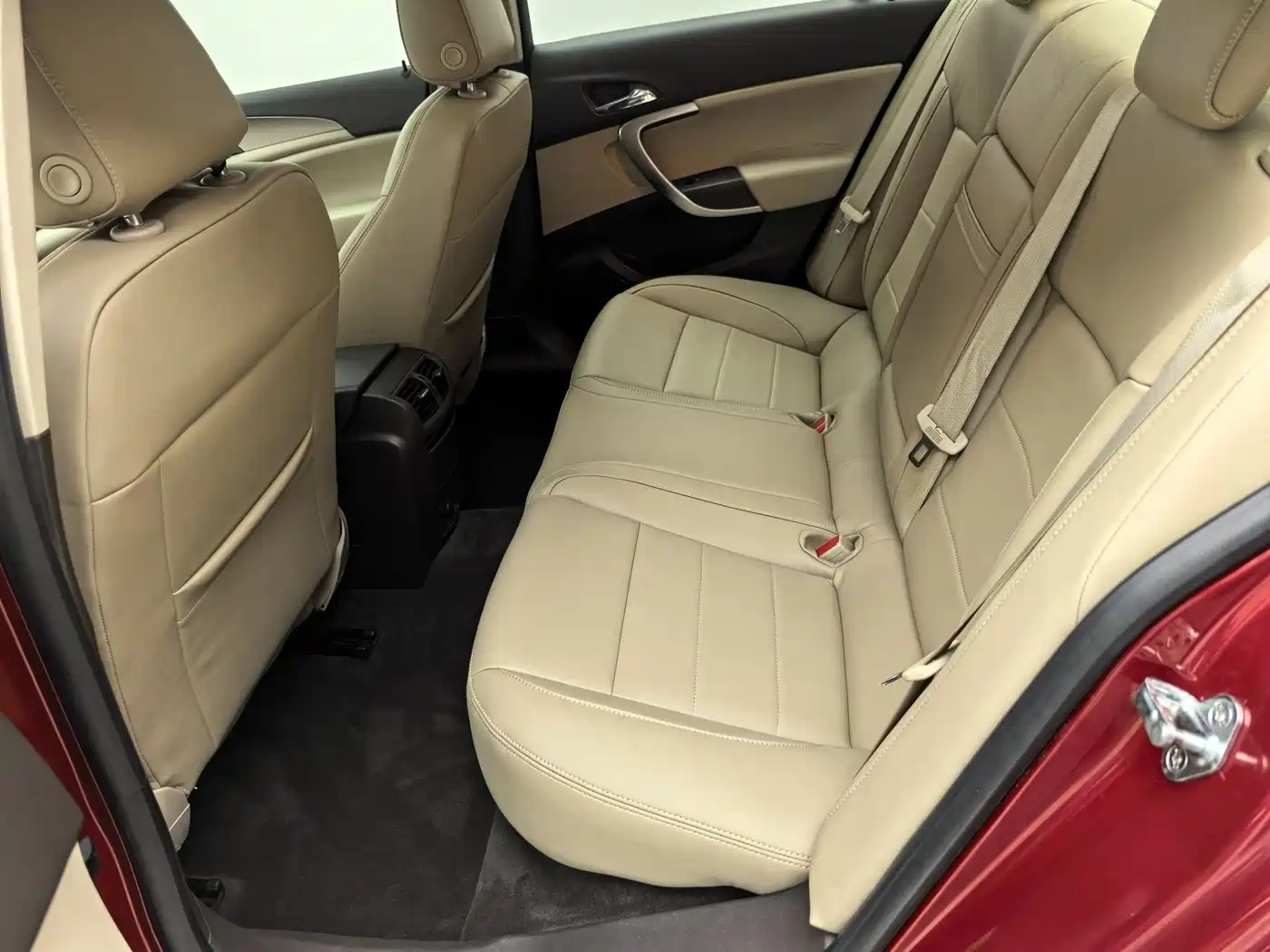 Buick Regal 2011 2.0L Comfort Edition фото 9