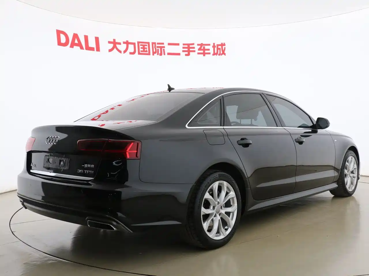 Audi A6L 2018 Model 35 TFSI Collector's Edition фото 14