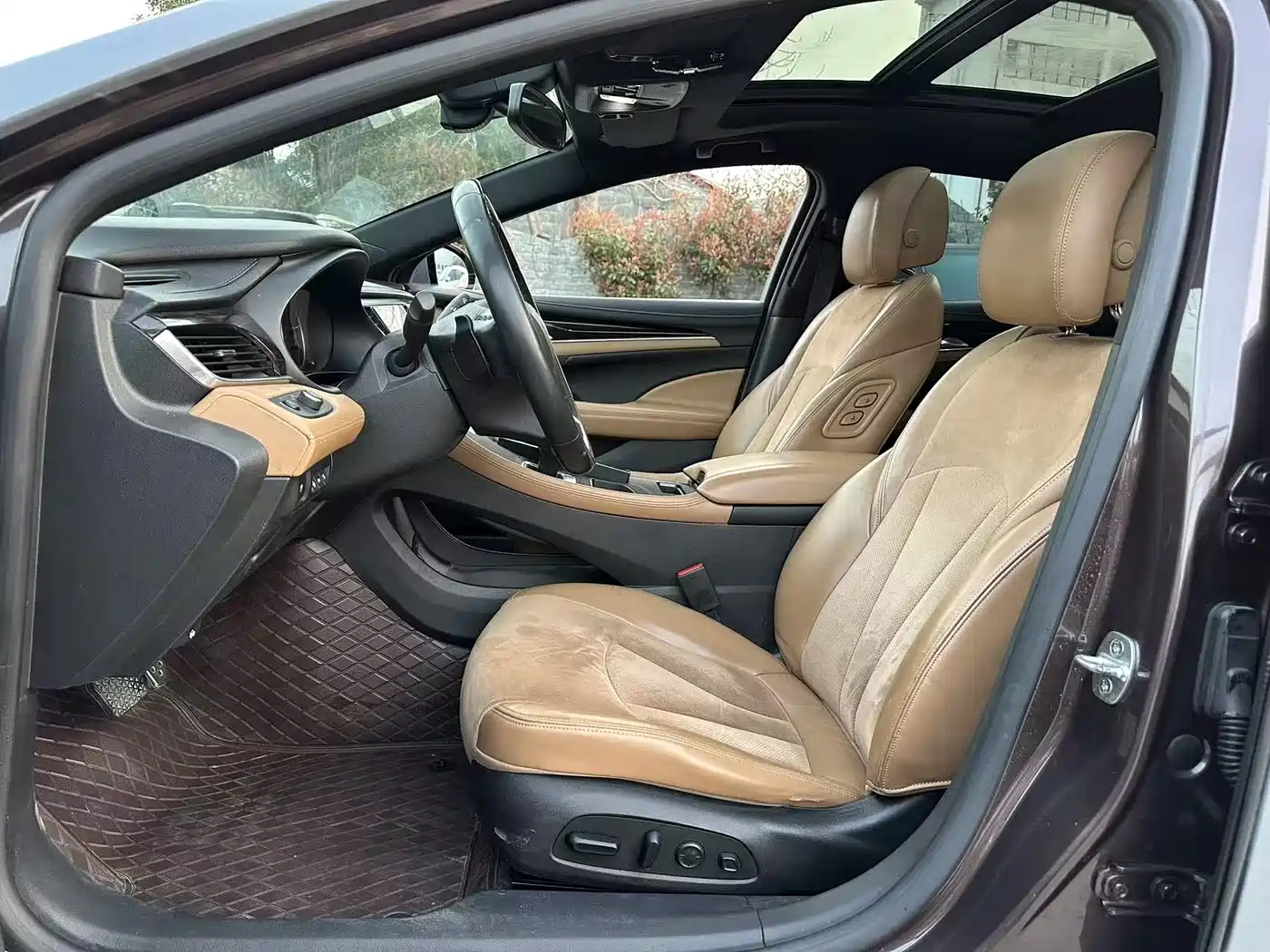 Buick LaCrosse 2016 28T Flagship фото 5