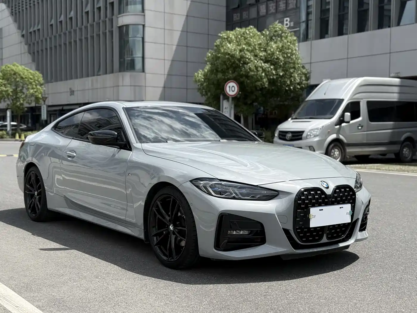 BMW 4 Series 2023 425i M Sport Shadowline Package фото 7