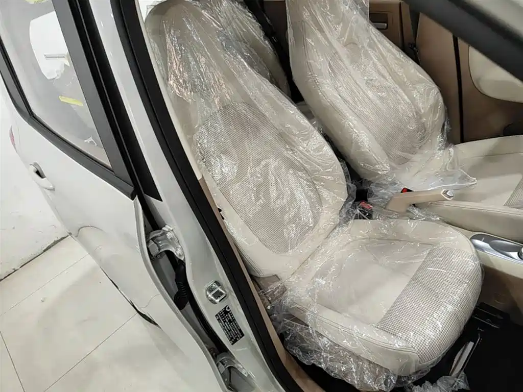 Wuling Motors Hongguang MINIEV 2026 2025 4-Door Advanced