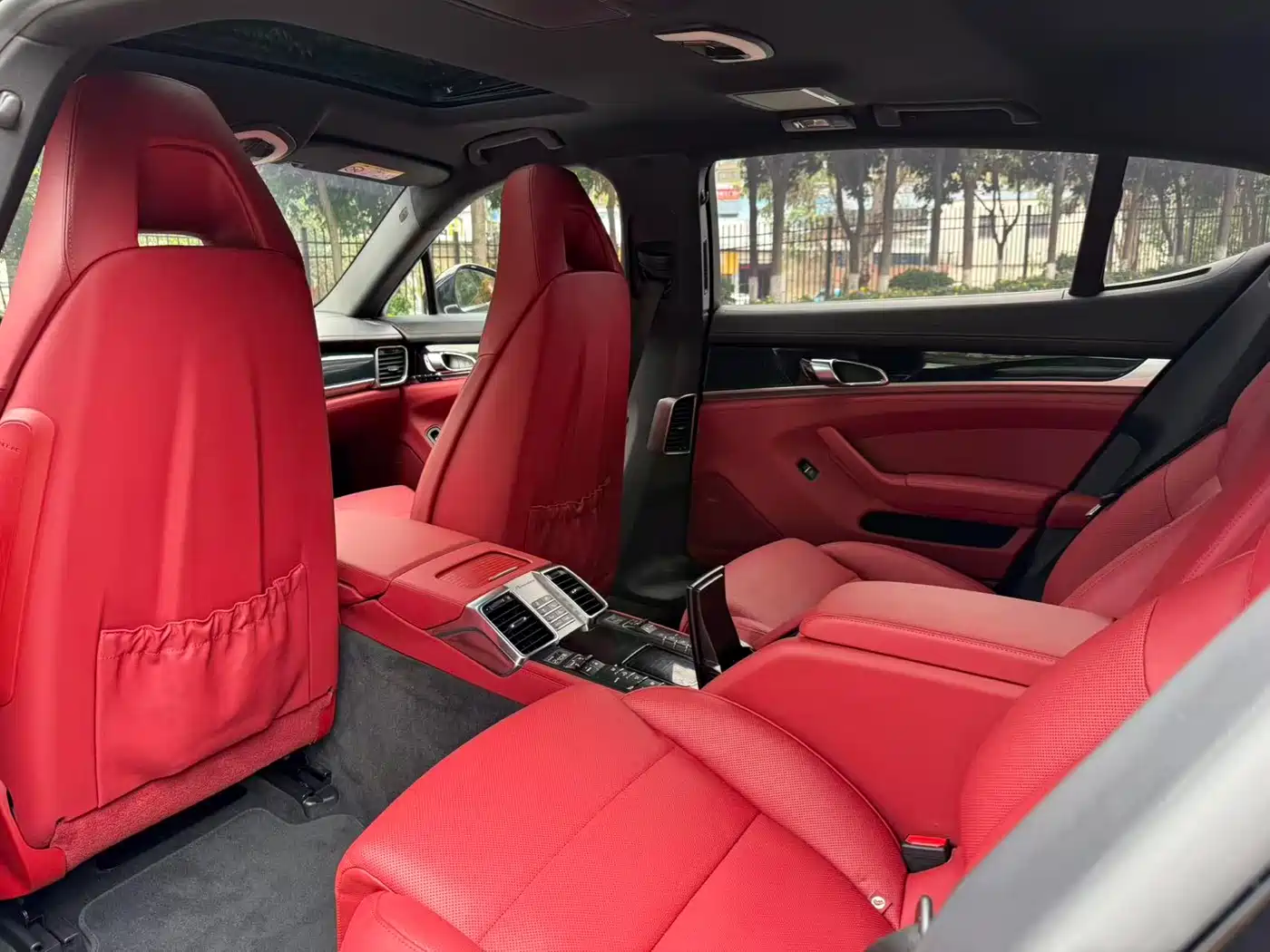 Porsche Panamera 2016 Panamera Executive Edition 3.0T фото 8