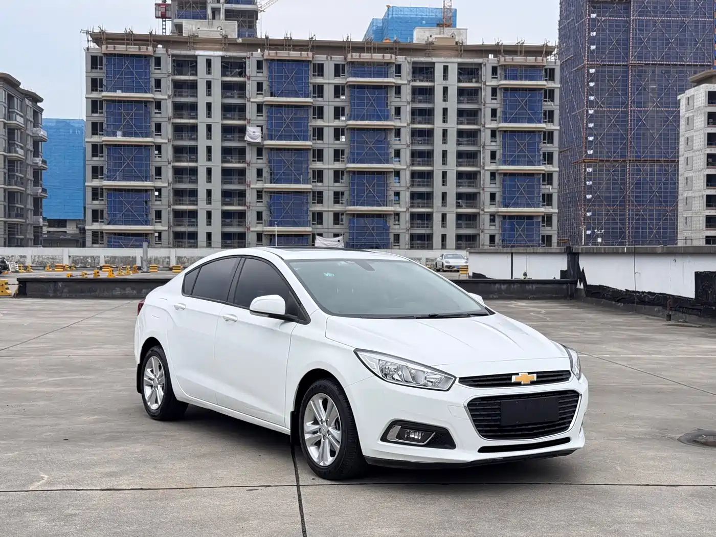 Chevrolet Cruze 2015 1.5L Automatic Luxury Edition фото 3