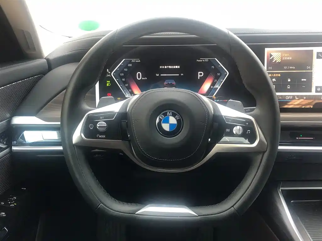 BMW 7 Series 2023 Model 735Li M Sport Package фото 14
