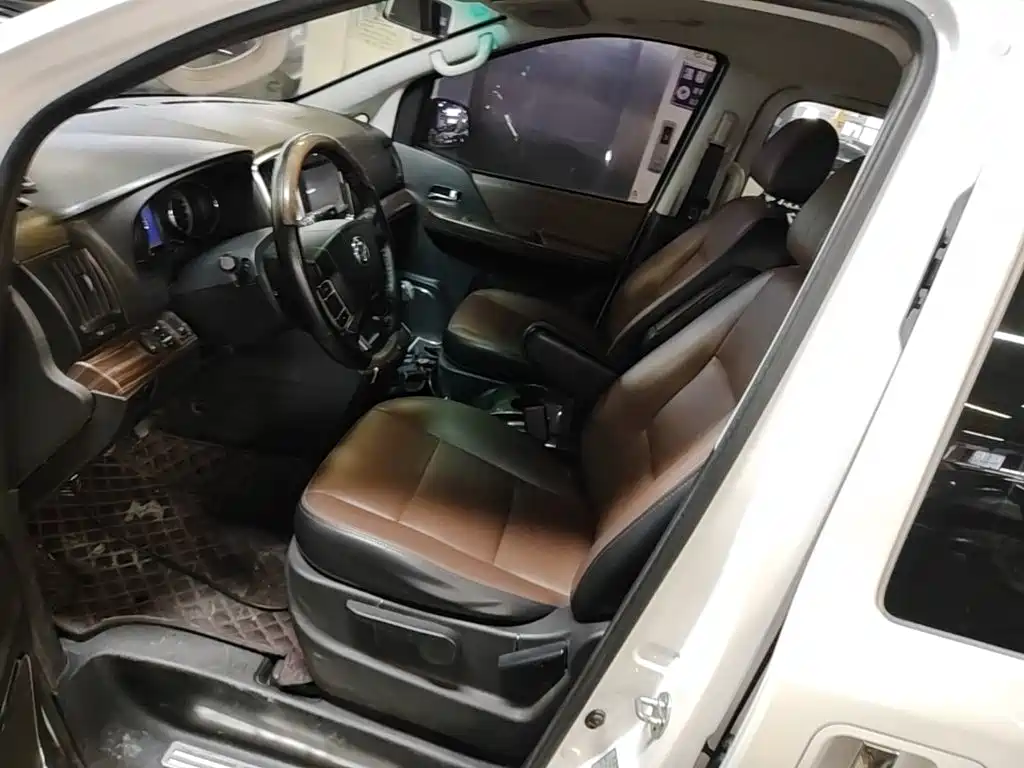 Dongfeng Fengxing Fengxing CM7 2016 2016 2.0T Manual Luxury