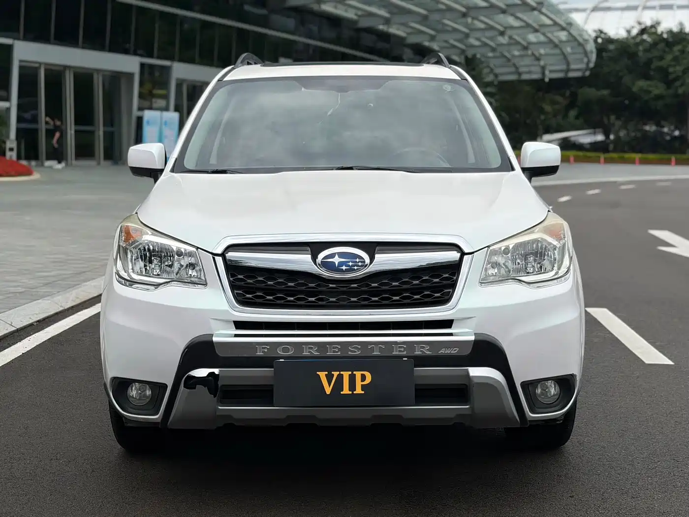 Subaru Forester 2014 2.5i Automatic Elite Edition фото 2