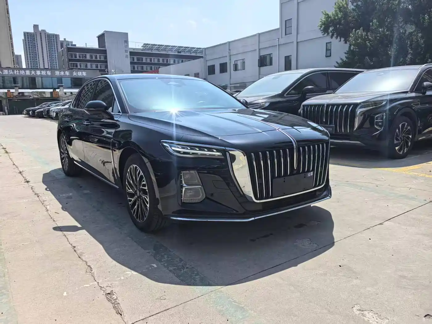 Hongqi H5 2024 2.0T Automatic Smart Connect Flag Smooth Edition фото 11