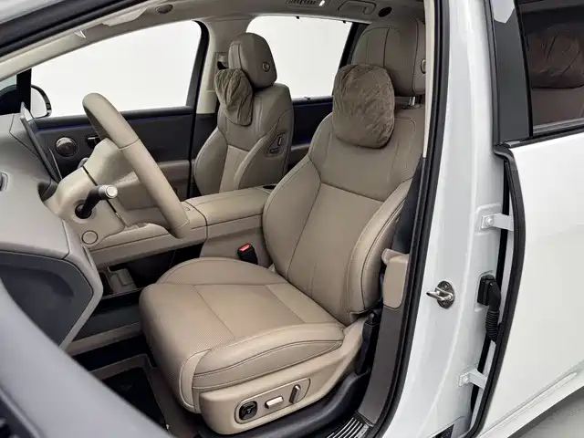 Li Auto Li i8 2025 2025 Standard Edition