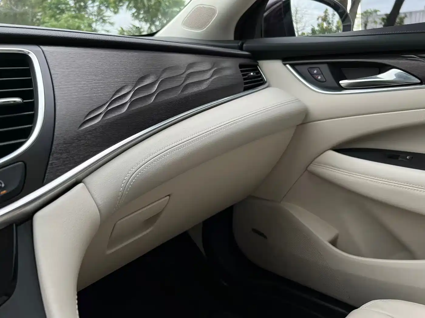 Buick LaCrosse 2022 Avenir First Edition фото 6