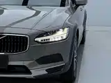 Фото 13 - Volvo V90