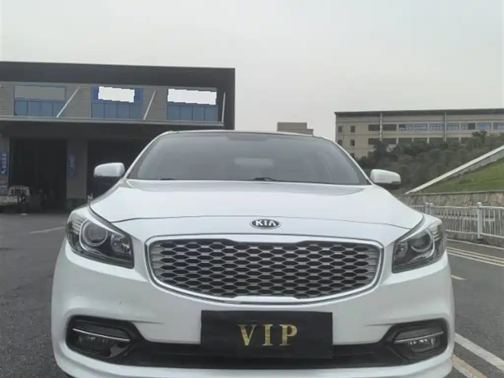 Kia K4 2015 1.8L Automatic DLX Special фото 2