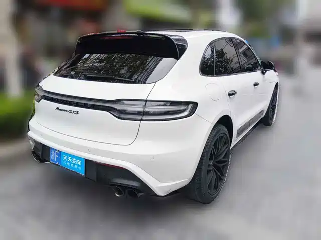 Porsche Macan 2022 Macan 2.0T — фото 2