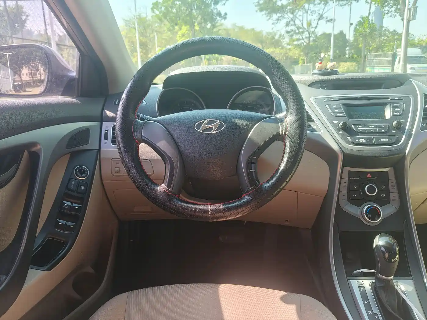 Hyundai Langdong 2016 1.6L Automatic Smart Edition фото 12