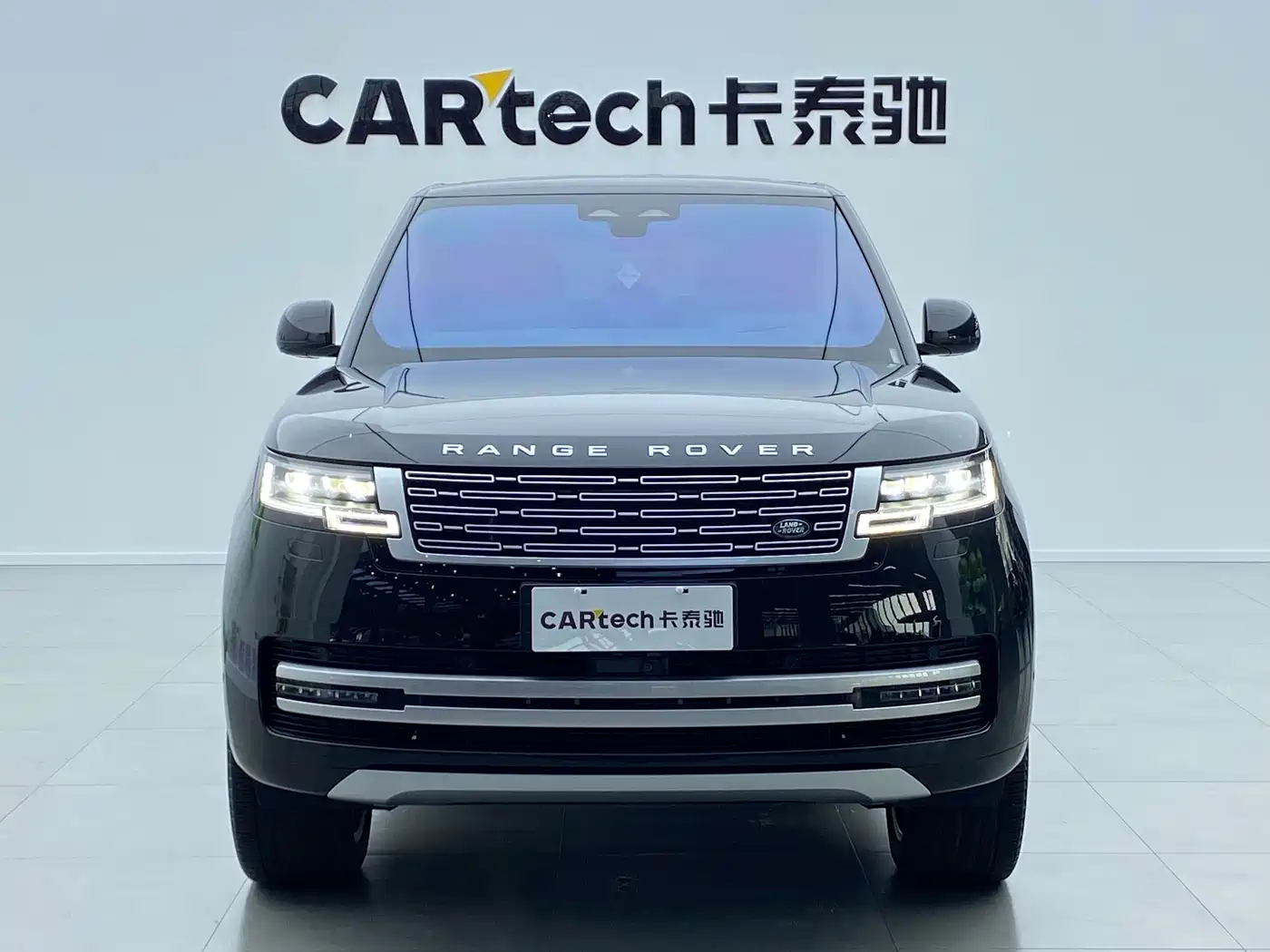 Land Rover Range Rover 2025 2025 3.0 L6 400PS Genesis Extended Wheelbase