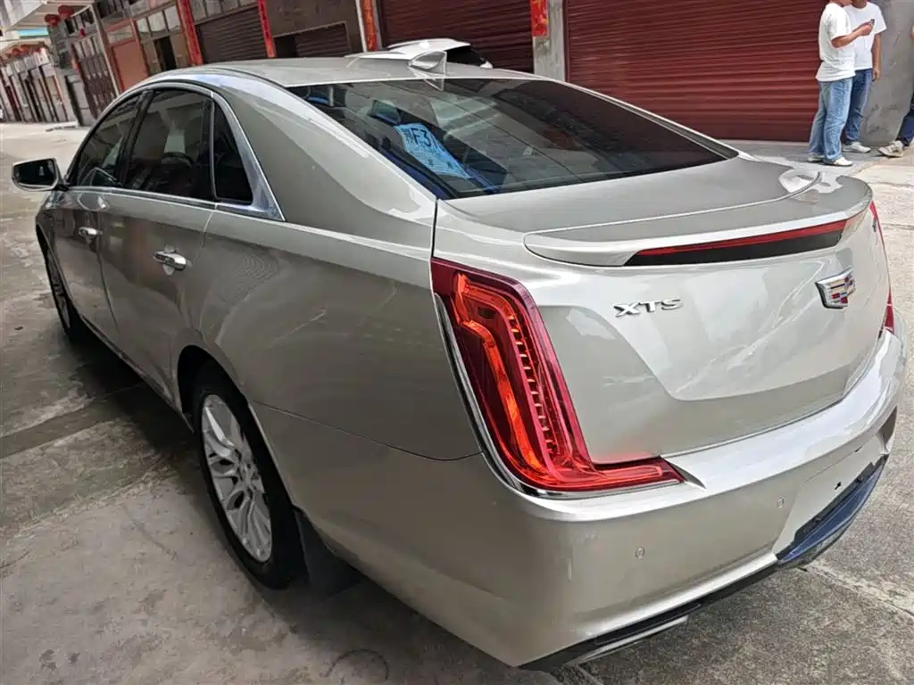 Cadillac XTS 2018 28T Technology фото 5