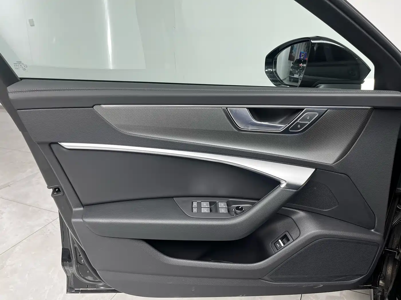 Audi A6L 2026 Model Year 40 TFSI Luxury Dynamic фото 16
