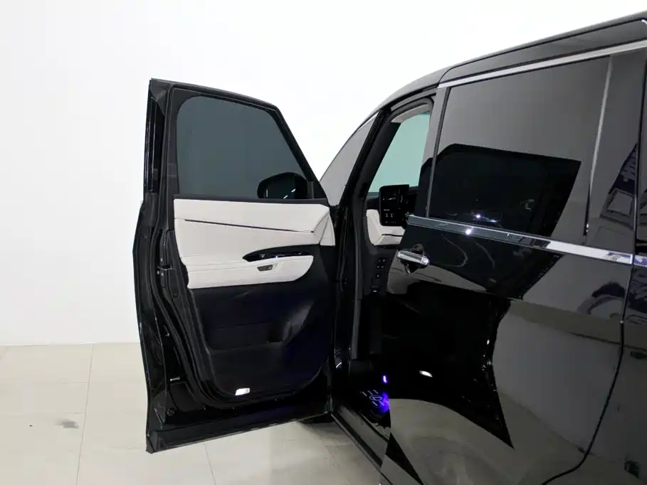 Lexus LM 2024 2023 500h 6-Seater Prestige Edition