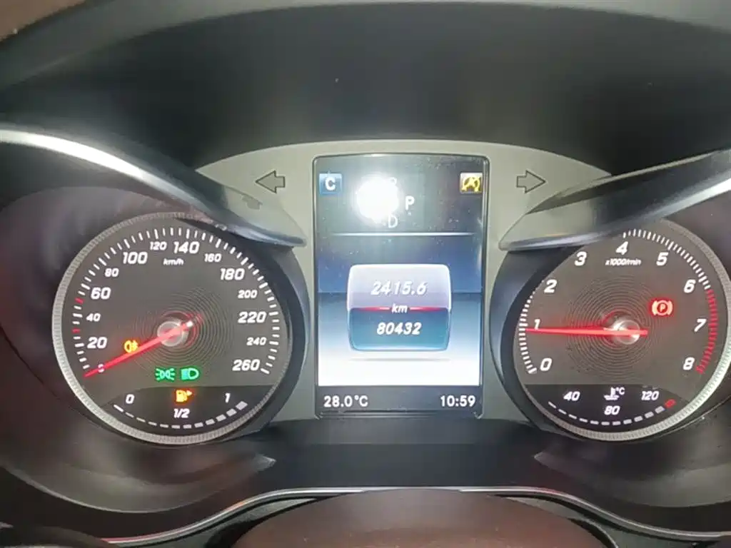 Mercedes-Benz GLC 2016 GLC 200 4MATIC фото 12