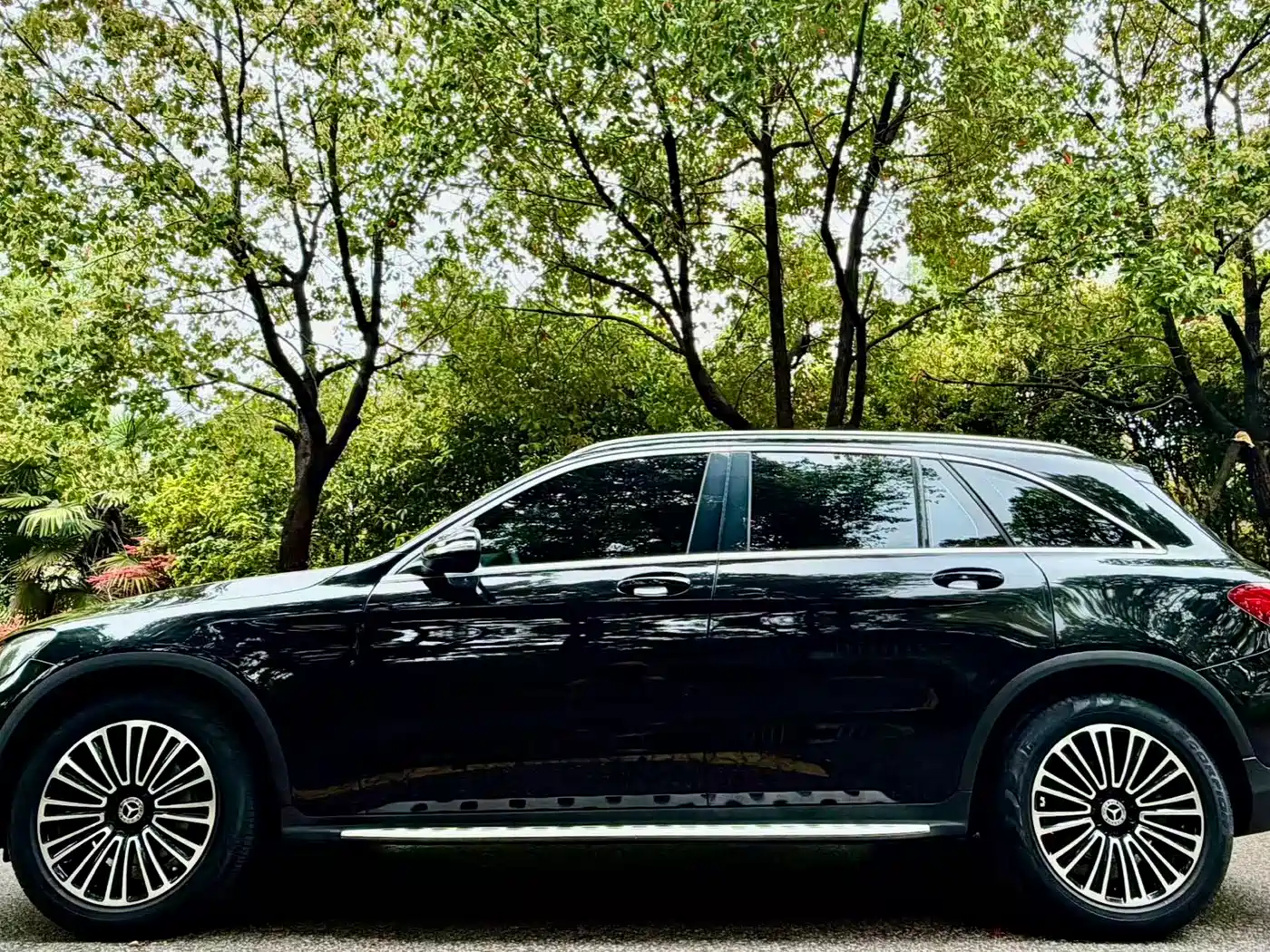 Mercedes-Benz GLC 2019 Model GLC 200 L 4MATIC фото 3