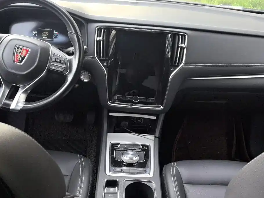 Roewe i6 New Energy 2018 2017 45T Hybrid Connected Smart Enjoyment Edition
