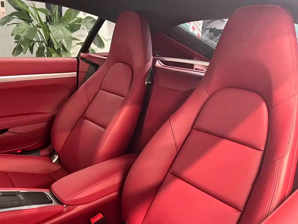 Porsche 718 фото 11