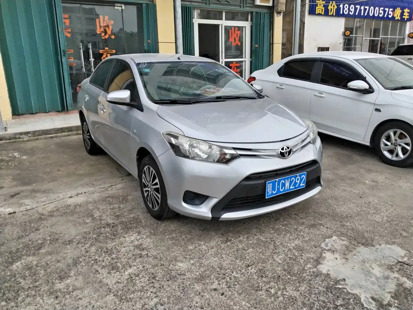 Toyota Vios 2014 1.3L Automatic Stylish Edition фото 3