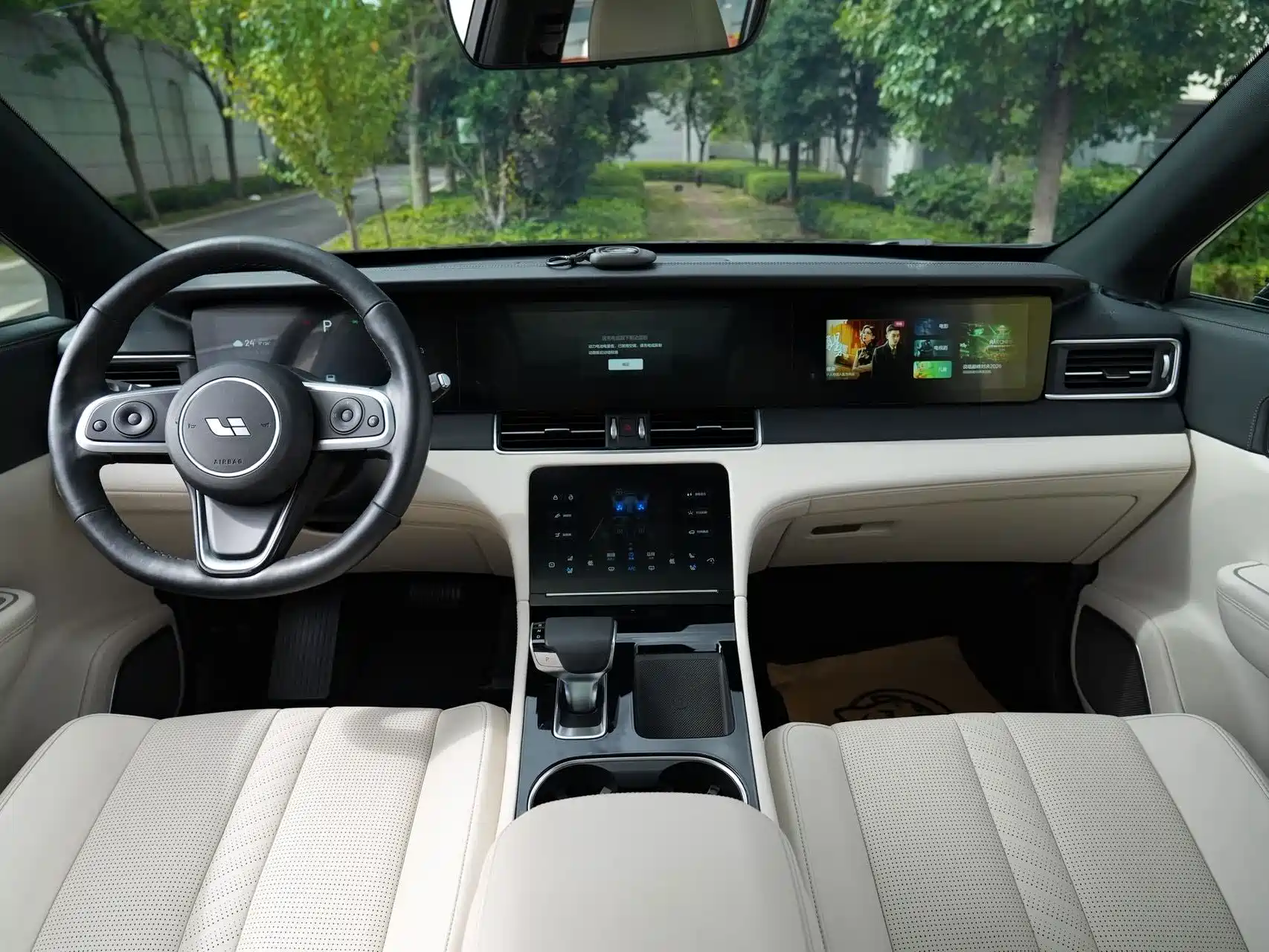 Фото 6 - Li Auto Li ONE