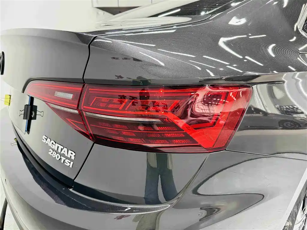 Volkswagen Sagitar 2021 280TSI DSG 30th Anniversary Edition фото 22