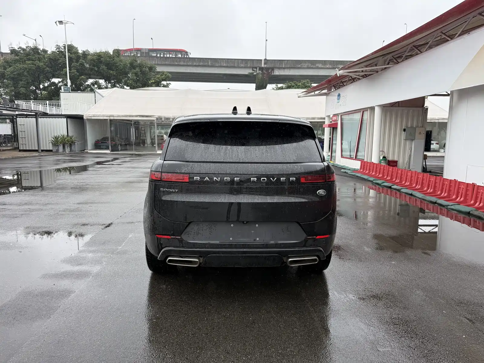 Photo 12 - Land Rover Range Rover Sport
