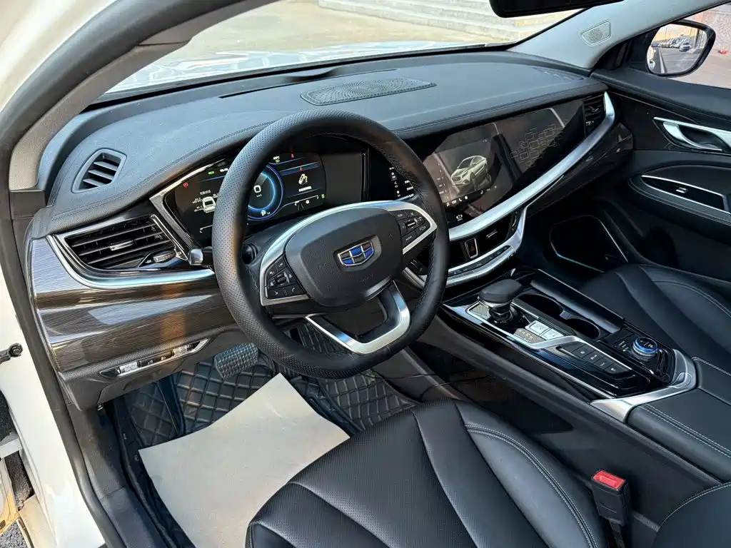 Geely Borui PHEV 2018 2018 1.5T PHEV Glory Edition