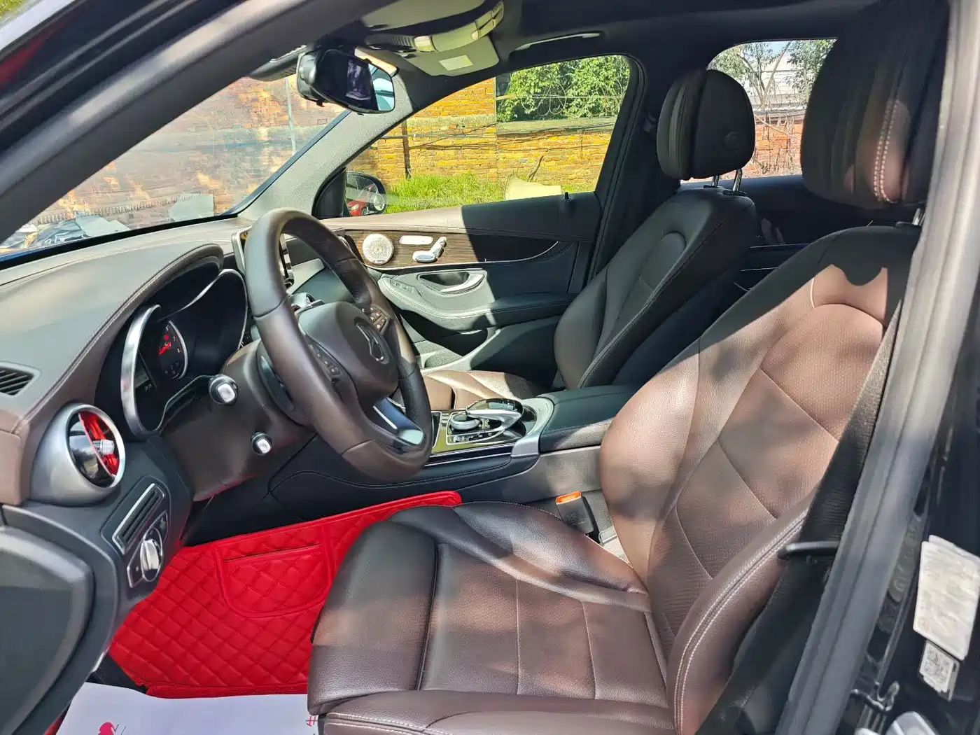 Mercedes-Benz GLC 2017 GLC 260 4MATIC Dynamic фото 4