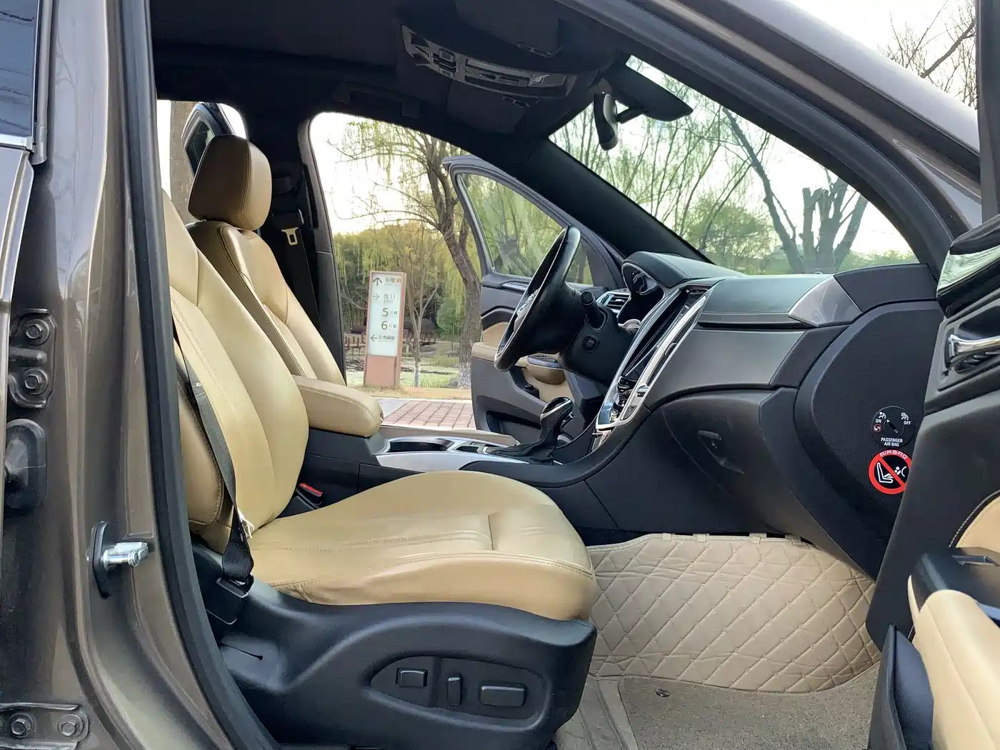 Cadillac SRX 2015 3.0L Elite фото 19