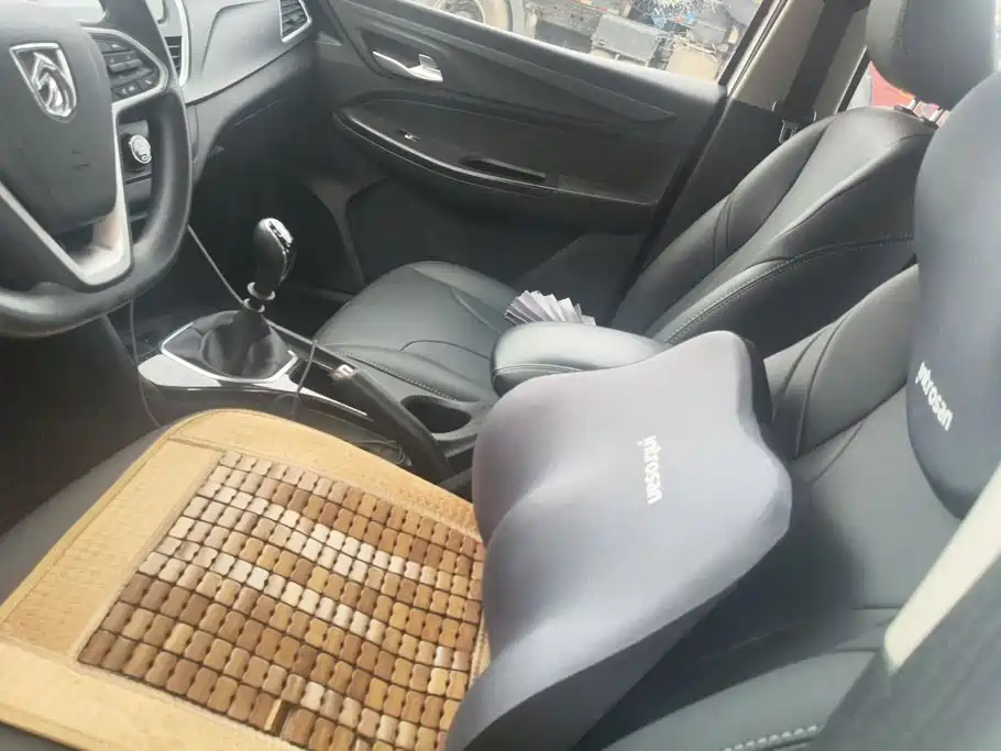 Baojun 730 2020 2019 1.5L Manual Fashion Edition 7-Seater China VI