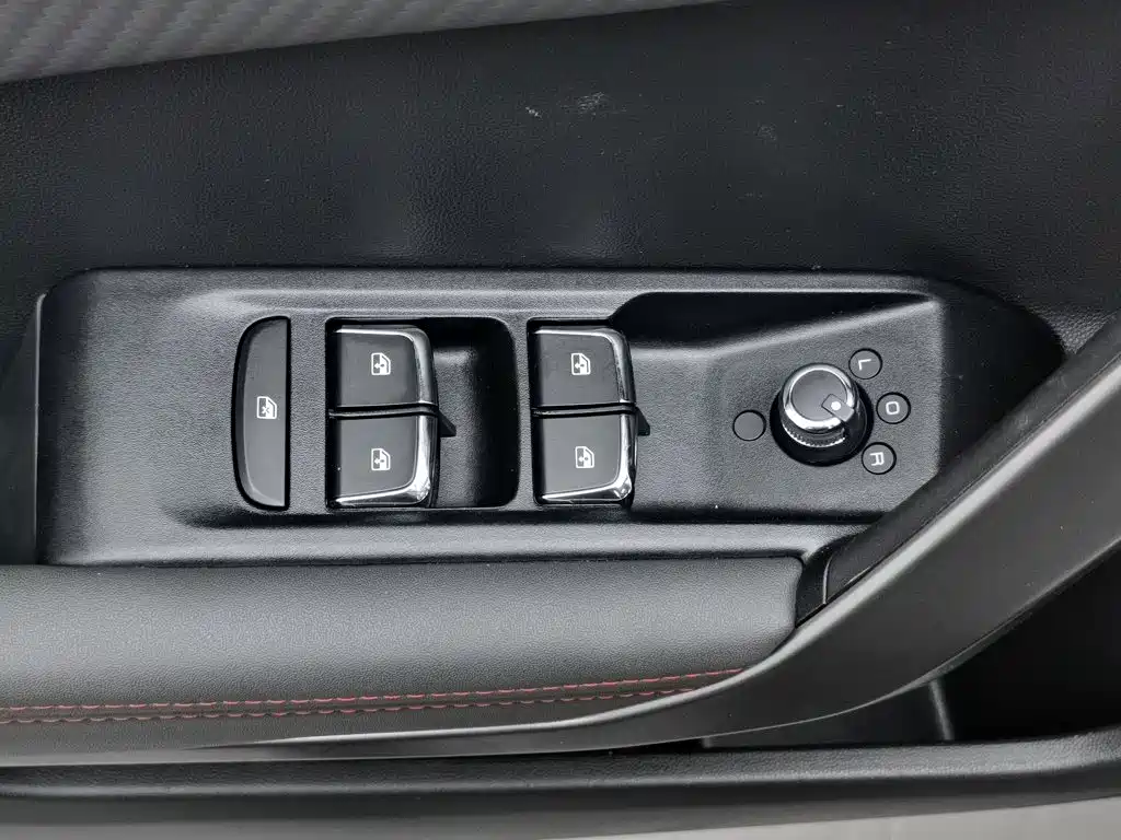 Dongfeng Aeolus Yixuan GS 2022 2021 230T Automatic Star Chaser Edition