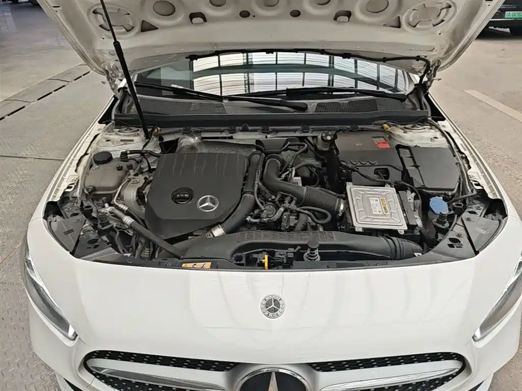 MERCEDES-BENZ CLASS A